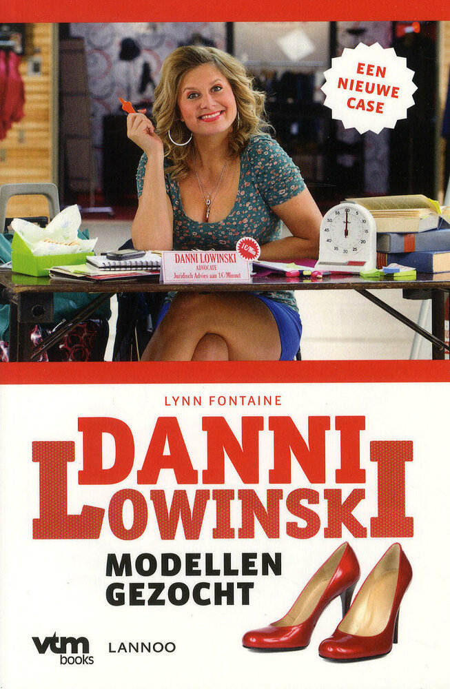 Danni Lowinski (2012) постер